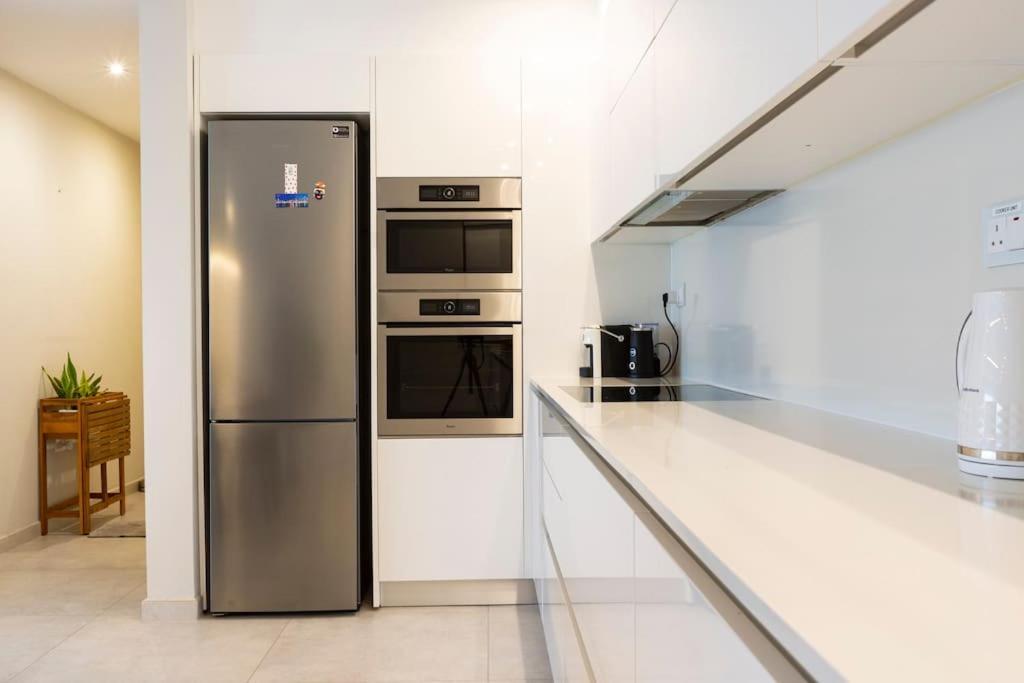 Ngh12 - Lovely And Spacious 2 Bedroom Apartment Naxxar Екстериор снимка